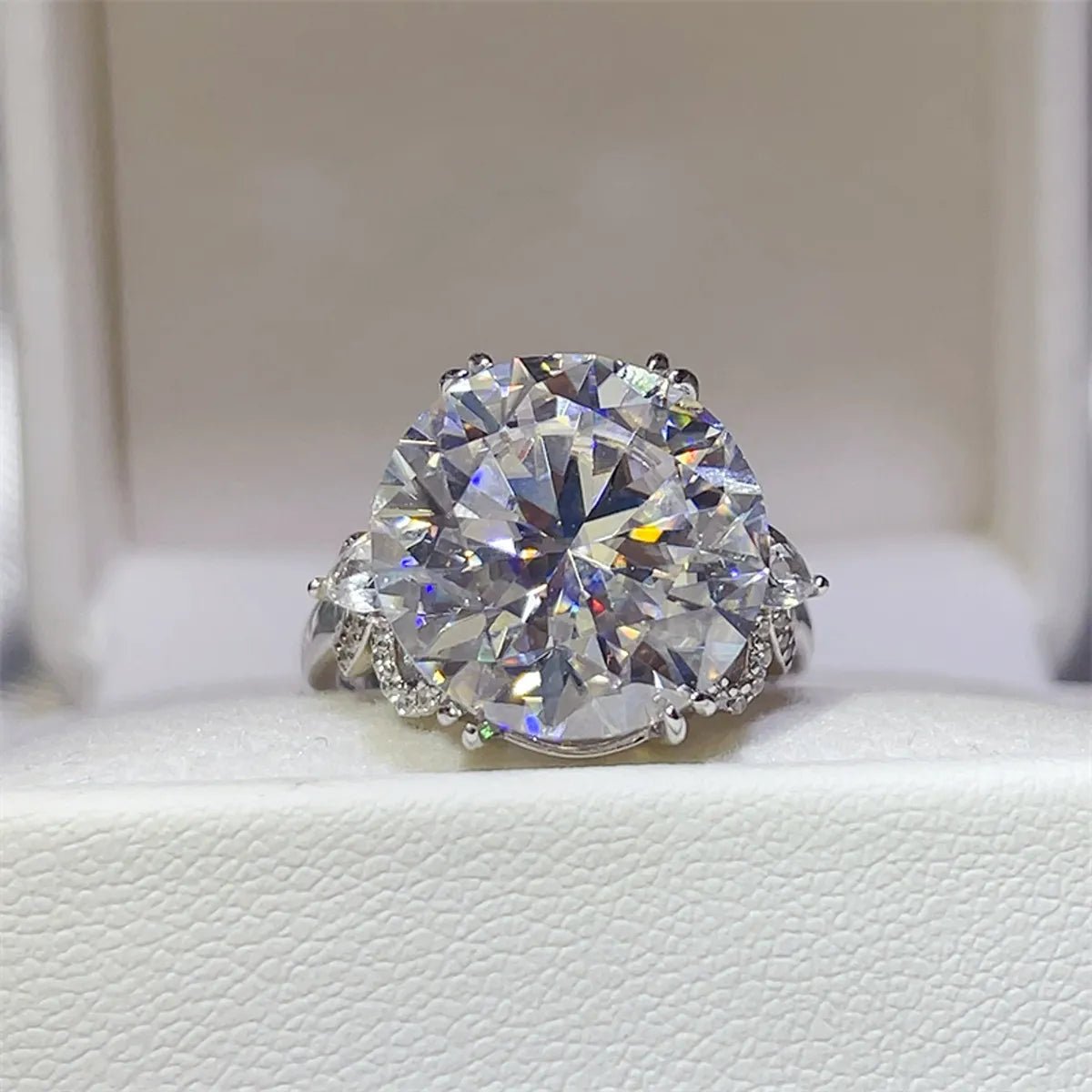 10 Carat Moissanite 925 Sterling Silver Ring - Style Chic Couture