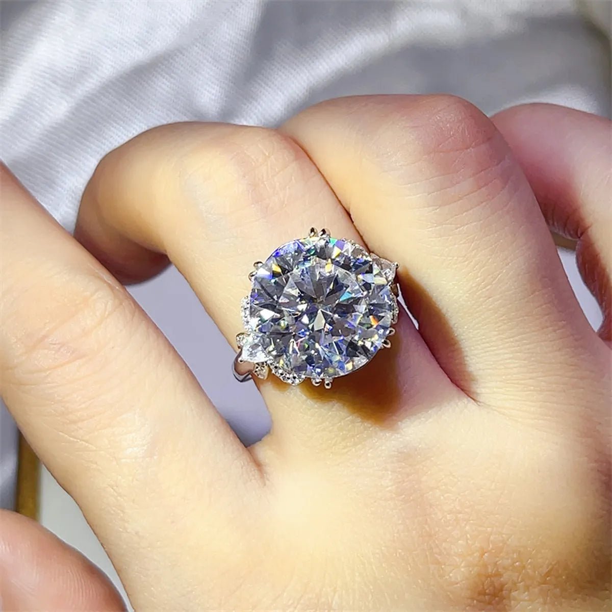 10 Carat Moissanite 925 Sterling Silver Ring - Style Chic Couture