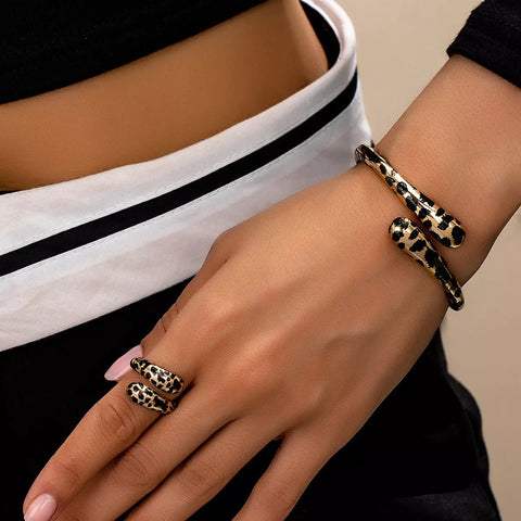 18K Gold-Plated Leopard Bypass Ring and Bracelet Jewelry Set