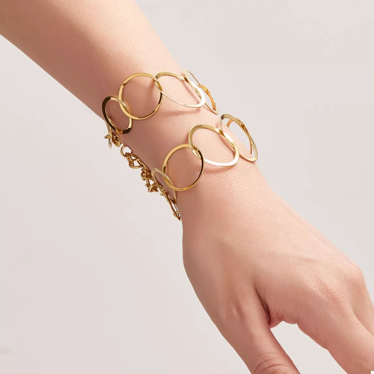 18K Gold - Plated Titanium Steel Round Bracelet - Style Chic Couture