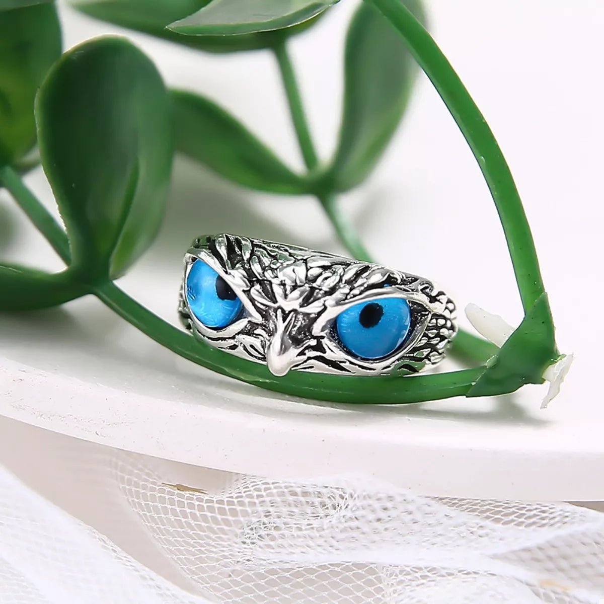 Alloy Owl Eyes Ring - Style Chic Couture