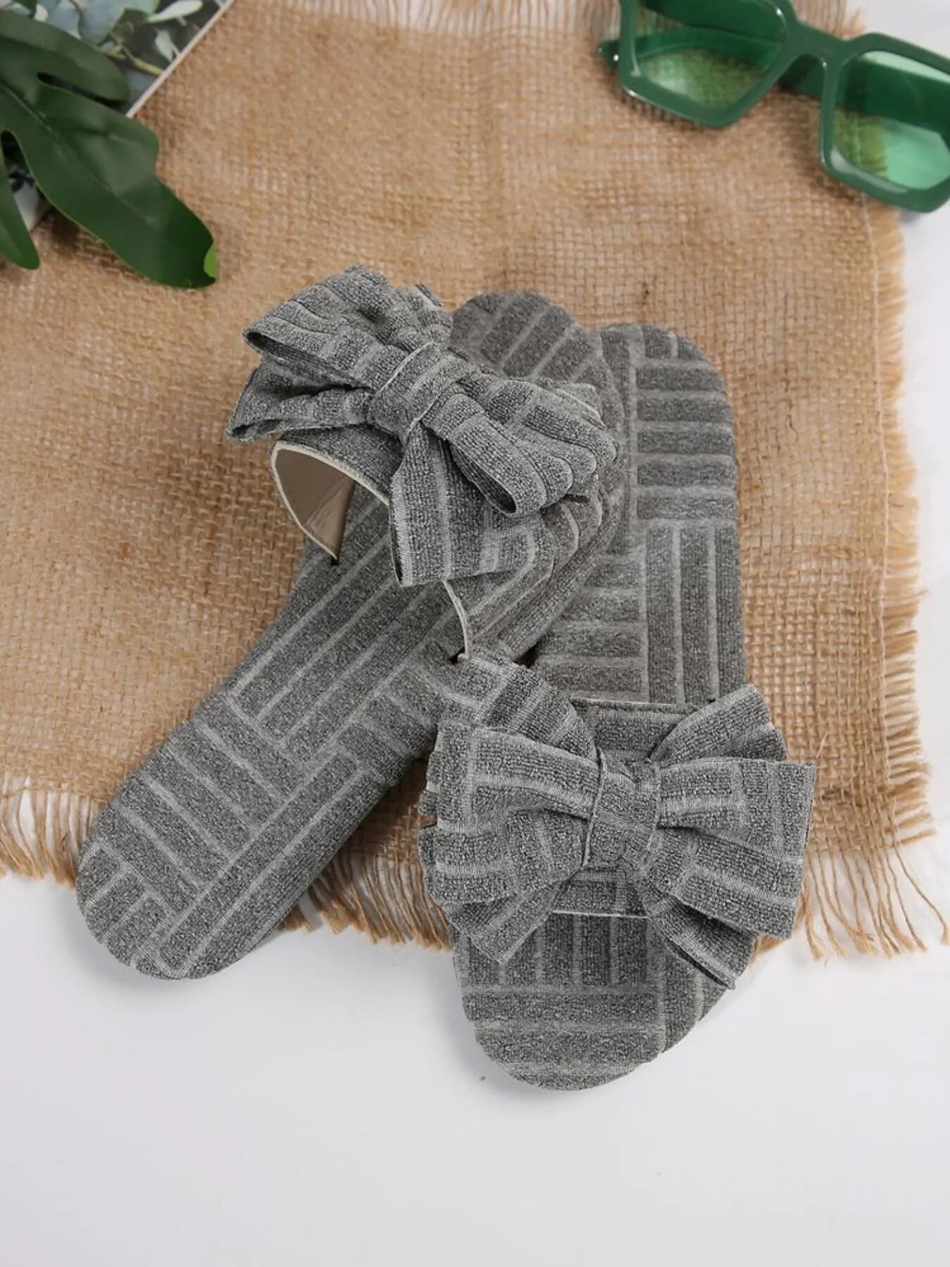 Bow Knot Open Toe Slippers - Cozy Slip-Ons for Ultimate Comfort!