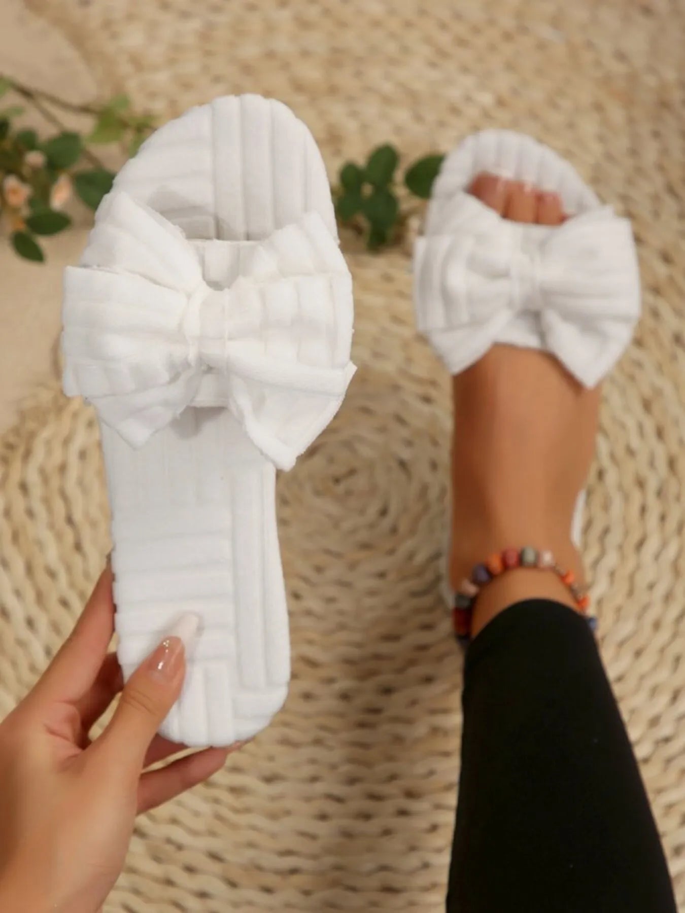 Bow Knot Open Toe Slippers - Cozy Slip-Ons for Ultimate Comfort!