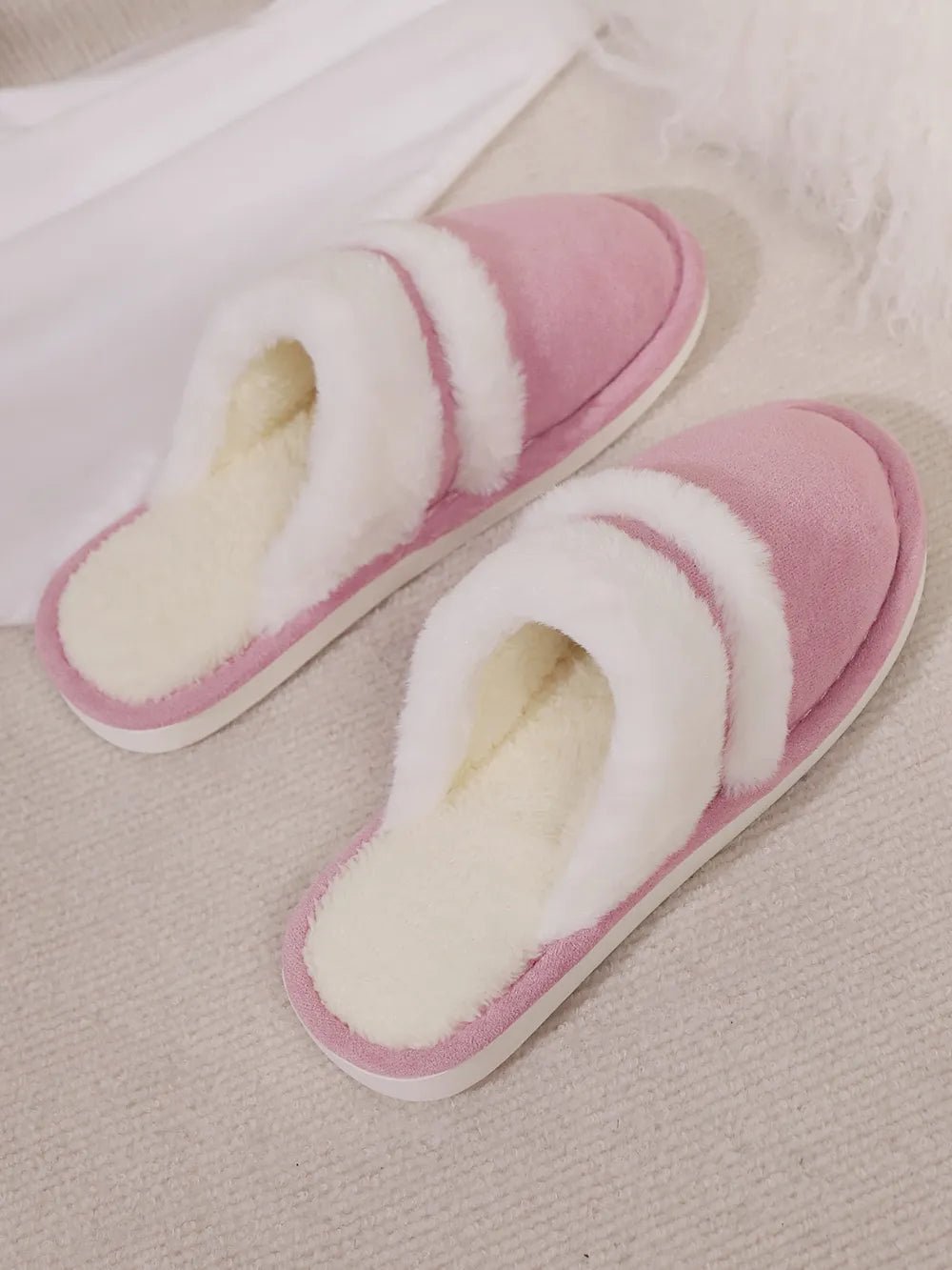 Contrast Faux Fur Round Toe Slippers - Style Chic Couture