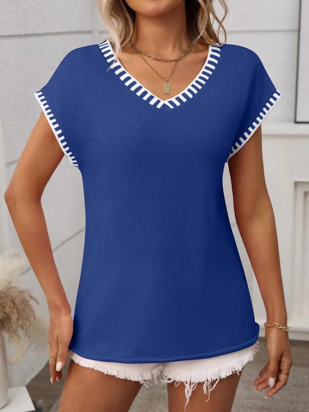 Contrast Trim V - Neck Short Sleeve Knit Top - Style Chic Couture