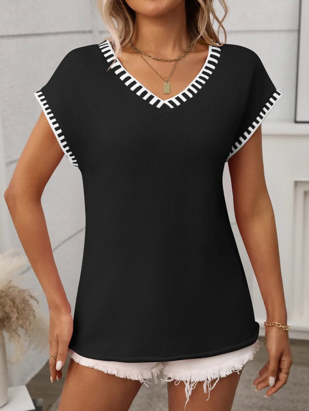 Contrast Trim V - Neck Short Sleeve Knit Top - Style Chic Couture