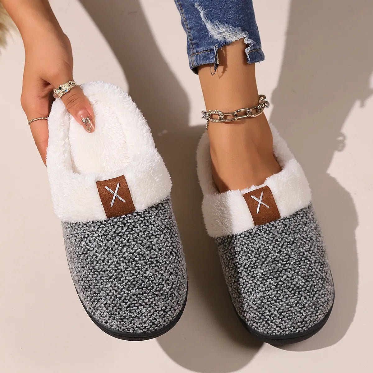 Cozy Fleece Slippers - Ultimate Comfort! - Style Chic Couture