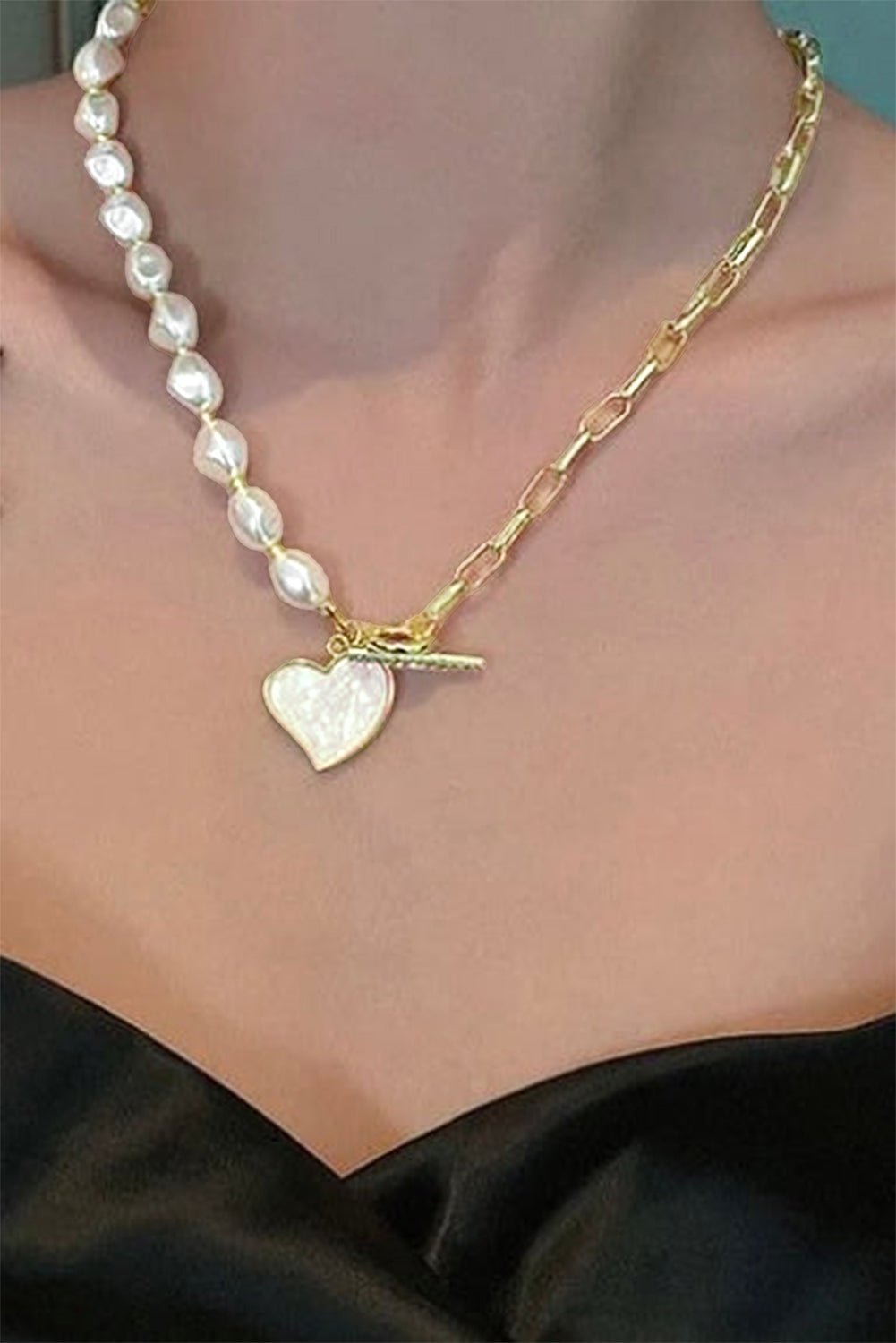 Gold Heart Shape Pendant Rhinestone Decor Pearl Chain Necklace - Style Chic Couture