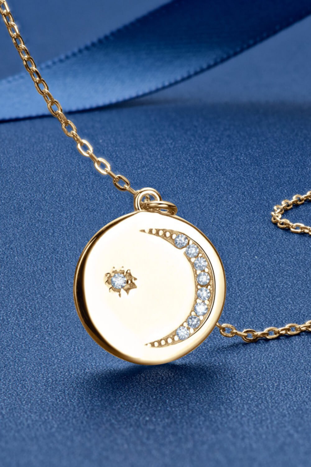 Moissanite Round Pendant Necklace - Style Chic Couture