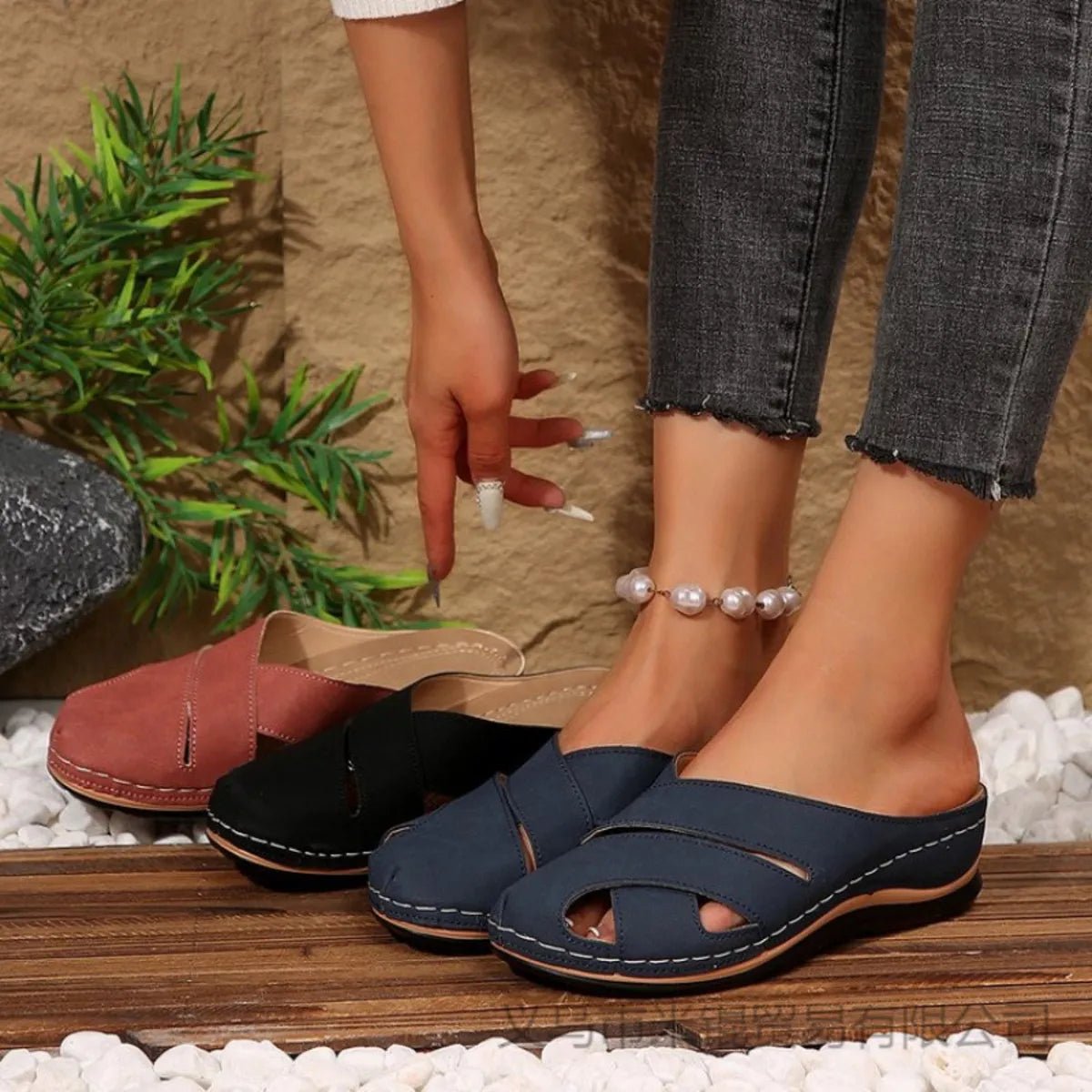 Round Toe Wedge Sandals - Style Chic Couture