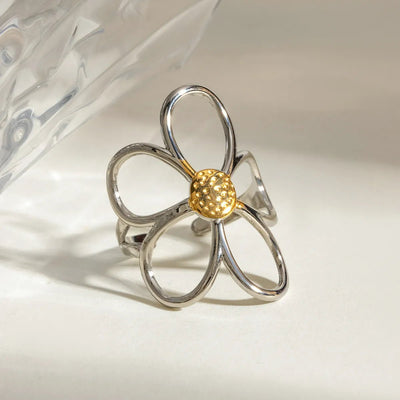 Two - Tone Daisy Flower Ring - Style Chic Couture